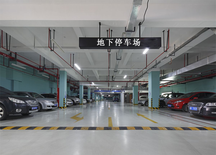 施工直播：武汉中央商务生态停车场